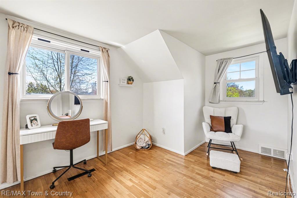 308 Old Bridge Road Grand Blanc, MI 48439 - Photo 19 of 37 Gallery Image 19