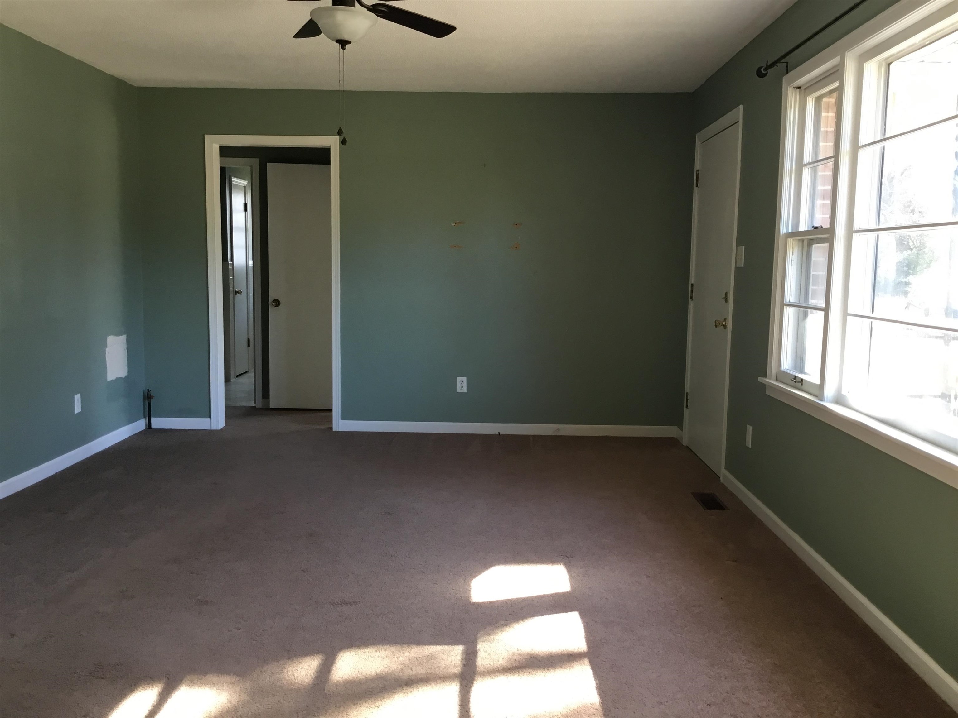 47735 69th Highway Saltillo, TN 38370 - Photo 5 of 21 an empty room with a window
