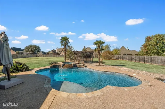 $659,900 | 221 Cattail Trail, Benton, LA 71006