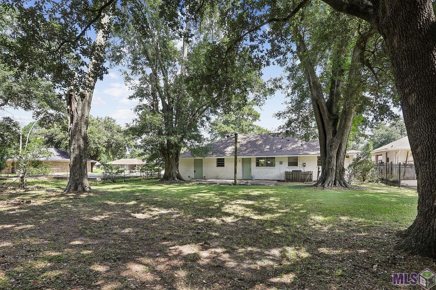 7242 Perimeter Drive Baton Rouge, LA 70812 - Photo 2 of 14