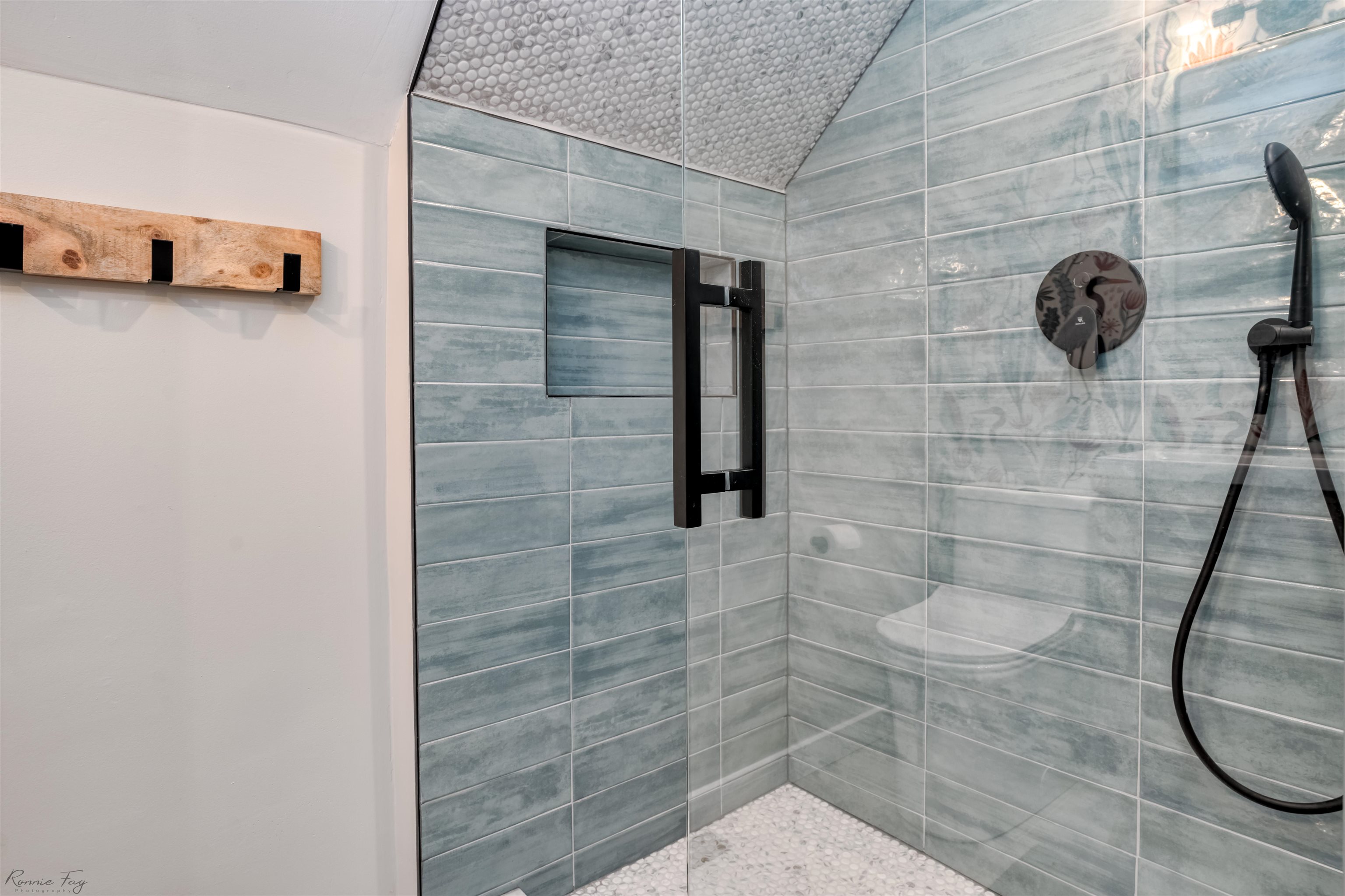 512 Robin Cape Villas, NJ 08251 - Photo 14 of 18 a bathroom with a shower