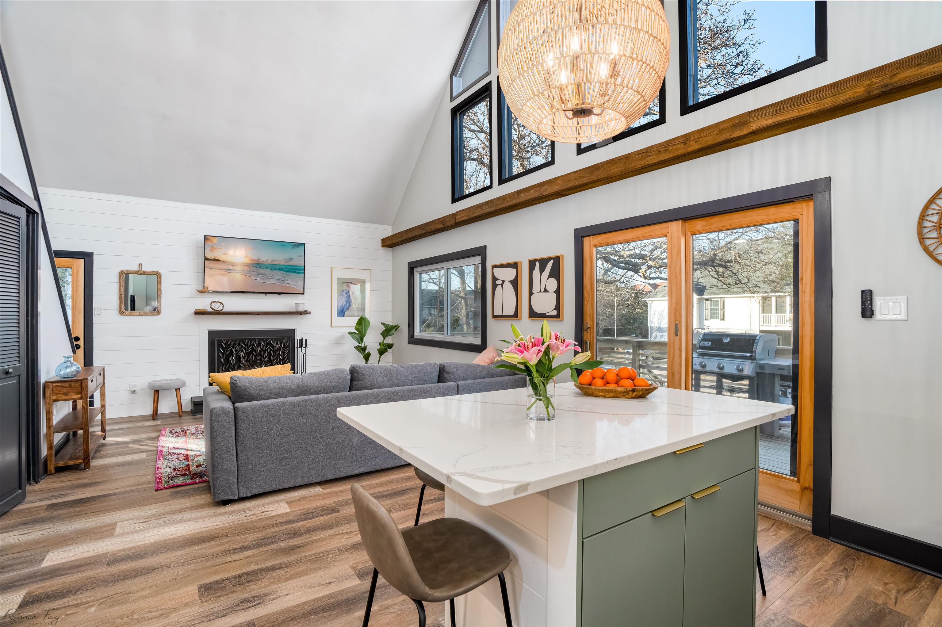 512 Robin Cape Villas, NJ 08251 - Photo 5 of 18 a view of a living room and kitchen