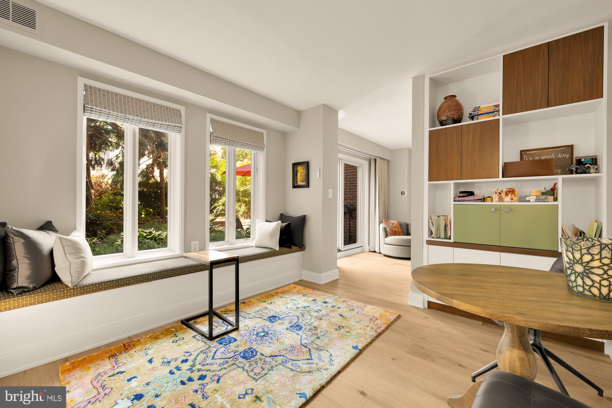 1045 31st Street Northwest, Unit 104 Washington, DC 20007 - Photo 25 of 43 Custom built-ins