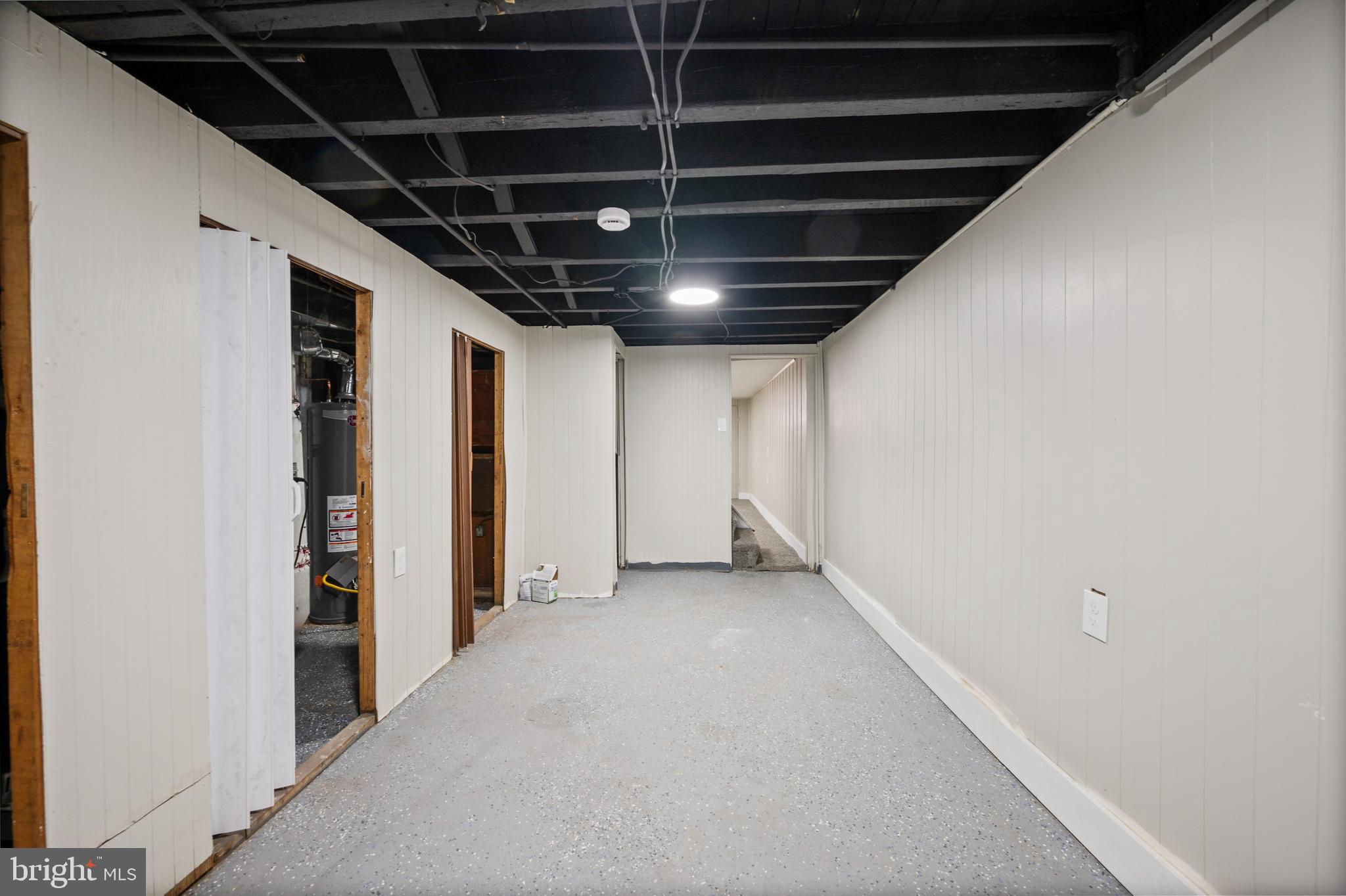 1038 Brantley Avenue Baltimore, MD 21217 - Photo 33 of 38 a view of empty room with an empty space