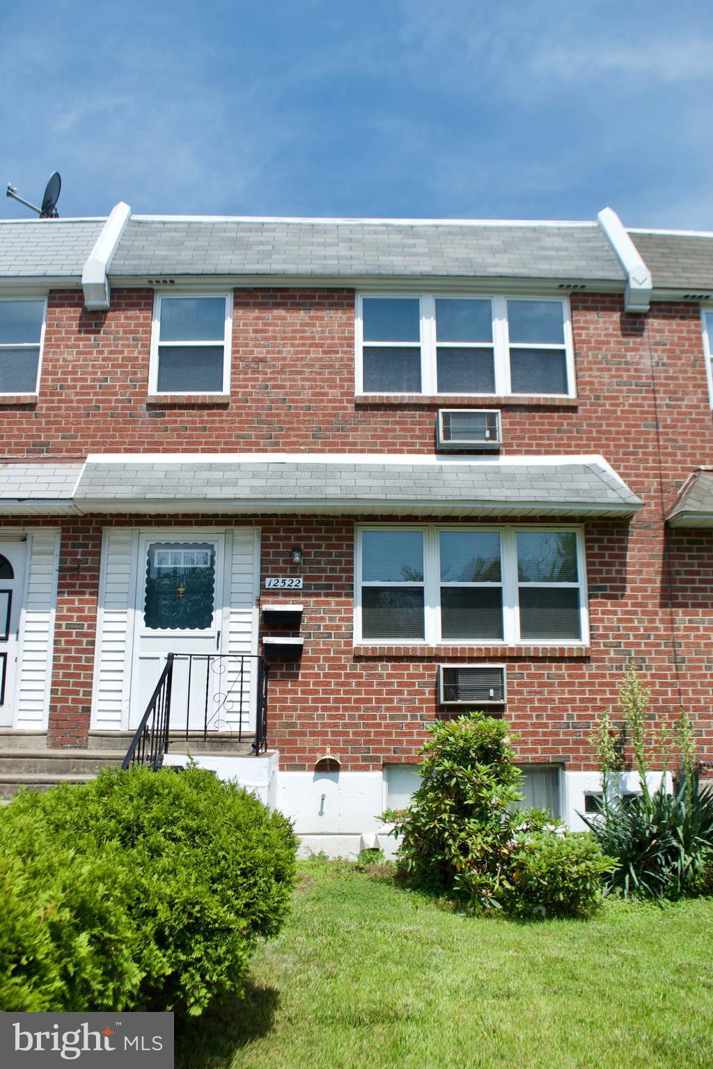 12522 Knights Road Philadelphia, PA 19154 - Photo 1 of 36 Gallery Image 1