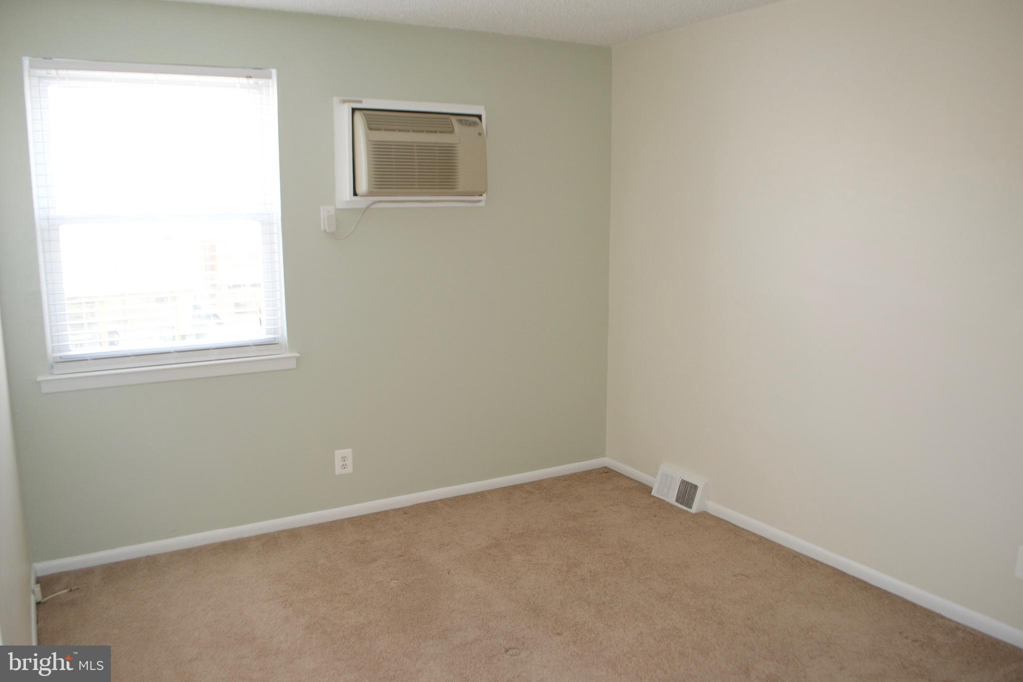 12522 Knights Road Philadelphia, PA 19154 - Photo 13 of 36 Gallery Image 13