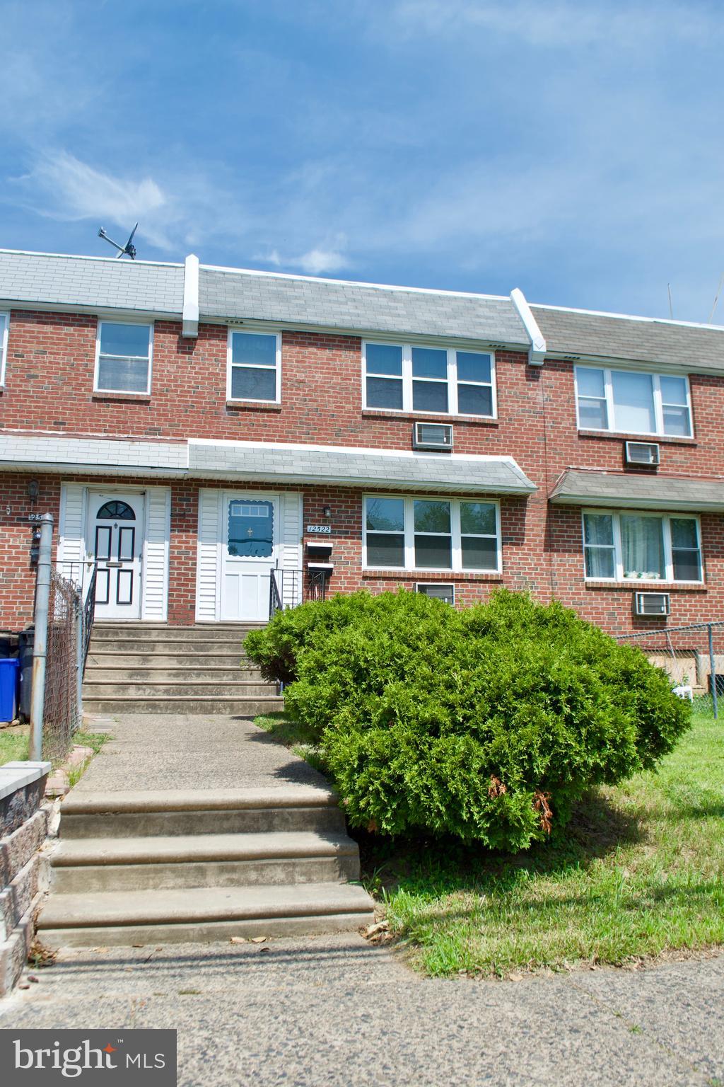 12522 Knights Road Philadelphia, PA 19154 - Photo 4 of 36 Gallery Image 4