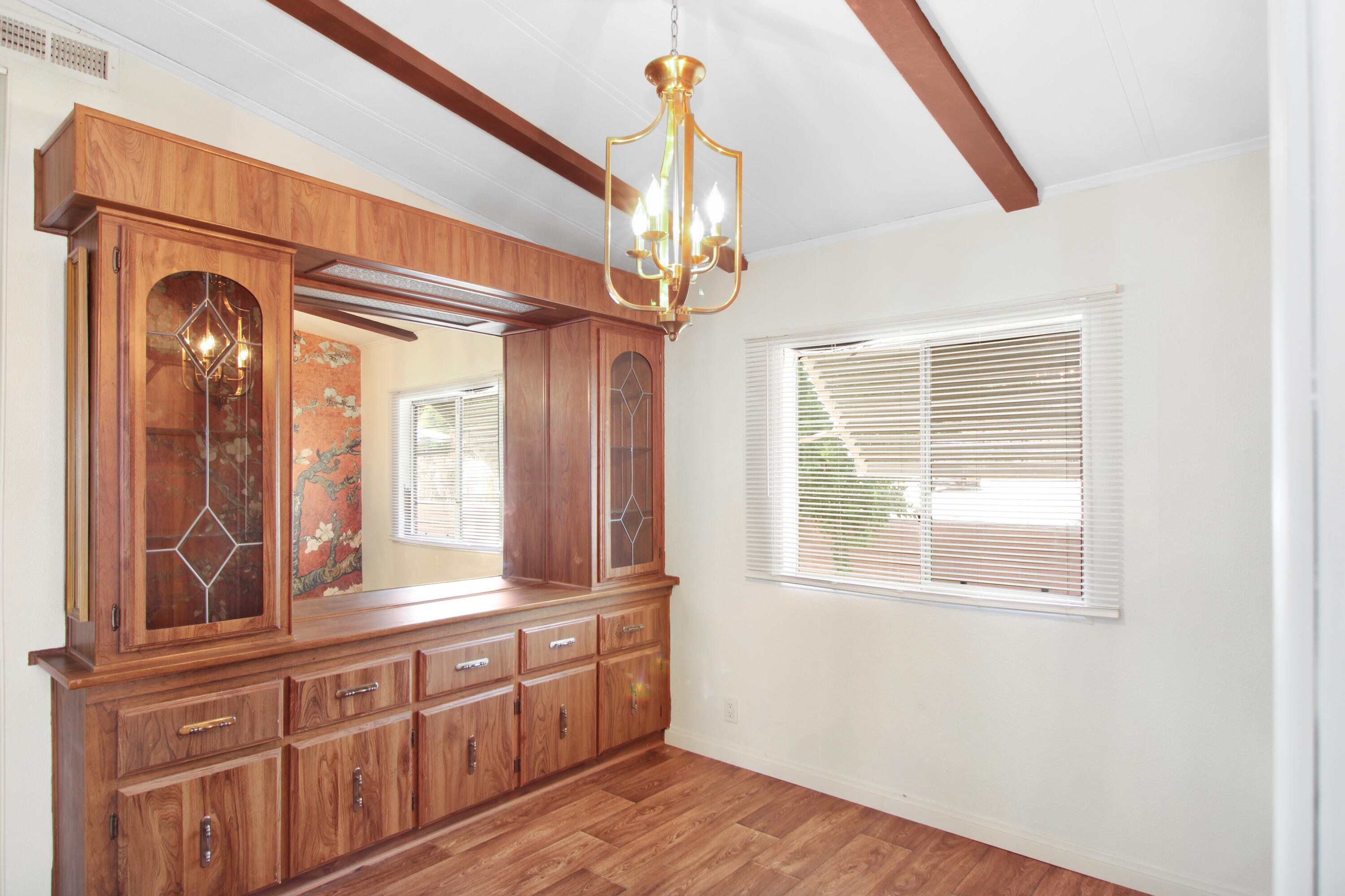 70 Golden State Street Rancho Mirage, CA 92270 - Photo 10 of 20 Dining Room