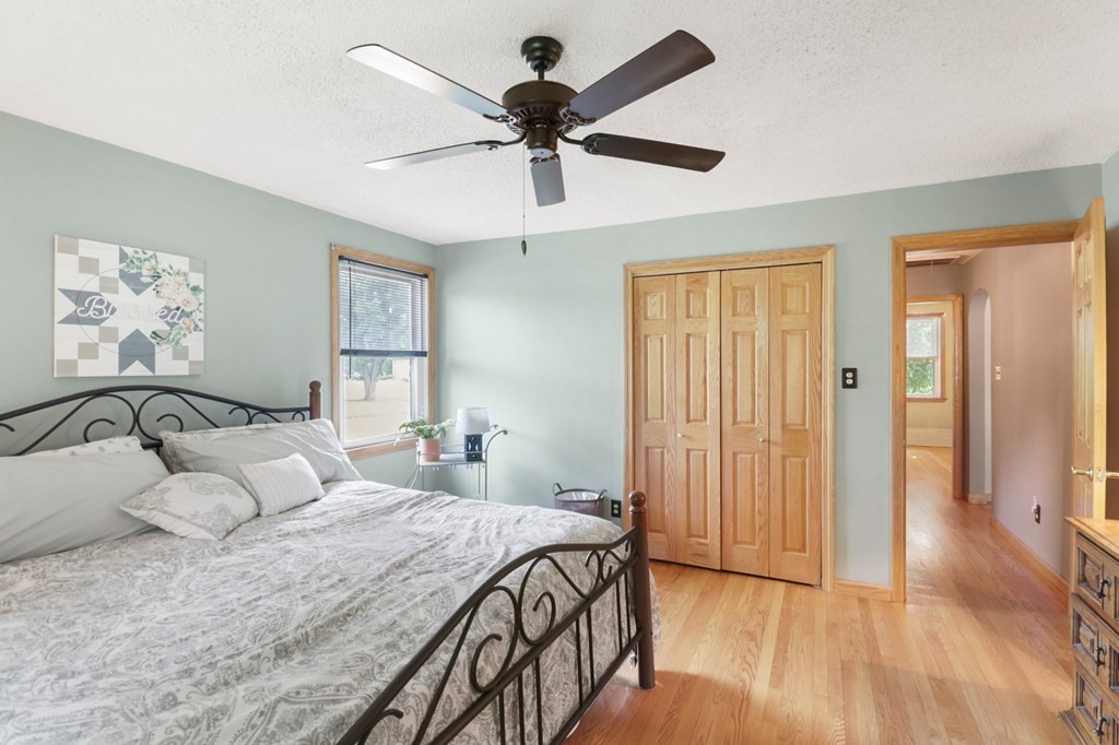 27 Rugby Street Holyoke, MA 01040 - Photo 20 of 38 Gallery Image 20