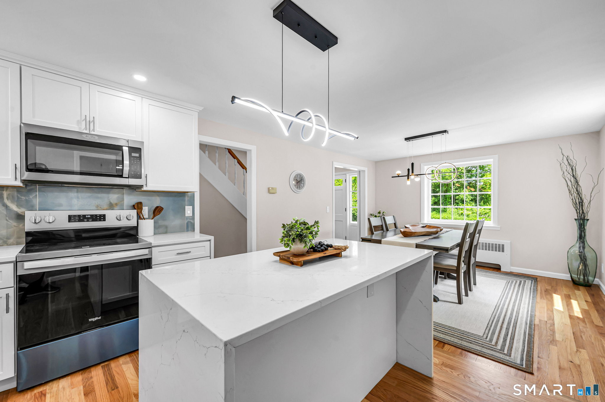 261 Simsbury Road West Hartford, CT 06117 - Photo 13 of 40