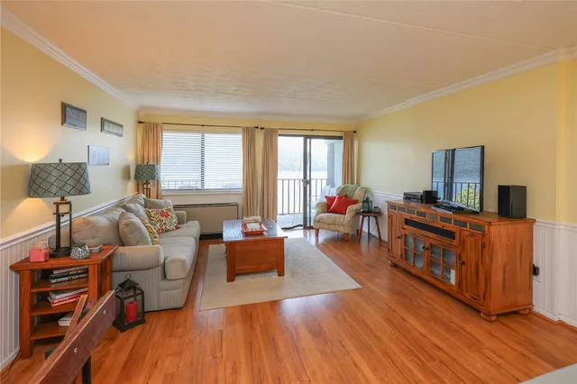 $299,000 | 42 Cliffside Drive, South Bristol, NY 14424