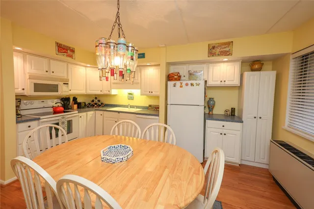 $299,000 | 42 Cliffside Drive, South Bristol, NY 14424