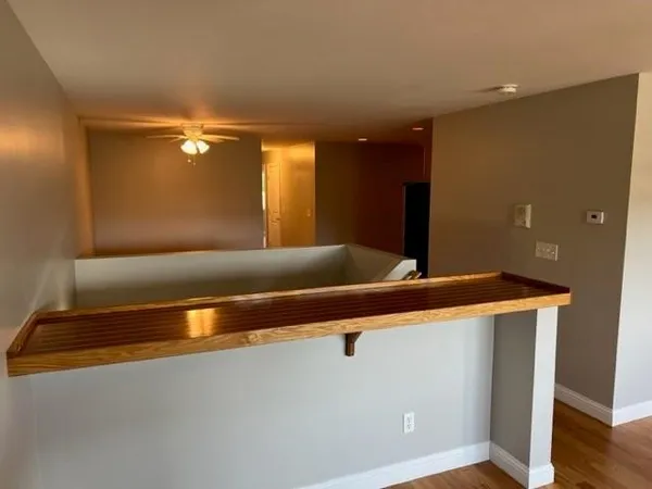 $2,500 | 677 Metacom Avenue, Unit 61, Bristol, RI 02809
