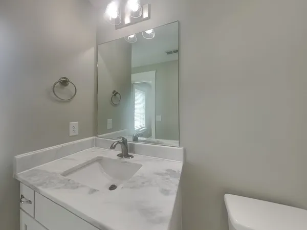 $2,799 | 6817 Charlotte Pike, Unit 1, Nashville, TN 37209