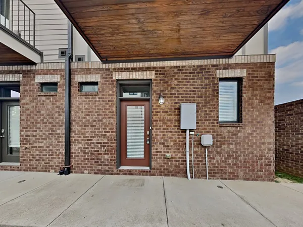 $2,799 | 6817 Charlotte Pike, Unit 1, Nashville, TN 37209