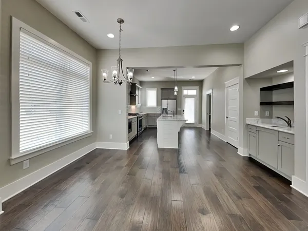 $2,799 | 6817 Charlotte Pike, Unit 1, Nashville, TN 37209