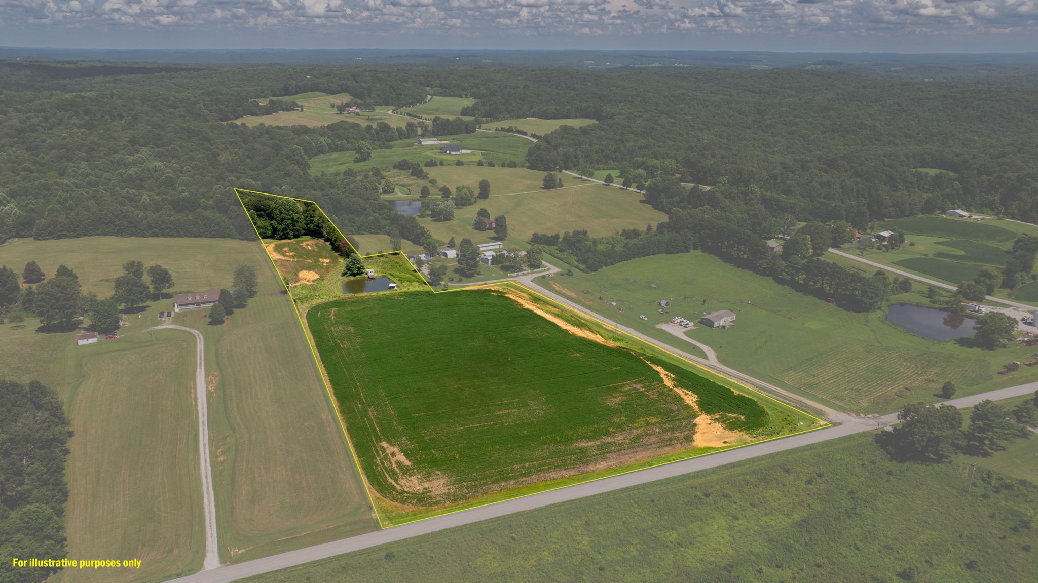 4643 Huntsville-Quality Road Lewisburg, KY 42256 - Photo 2 of 9 a view of a pool