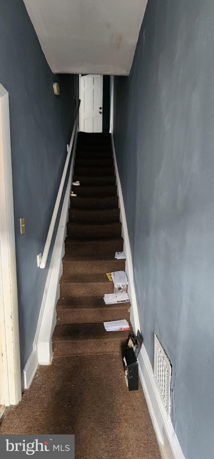 645 North 10th Street Reading, PA 19604 - Photo 16 of 27 a view of entryway