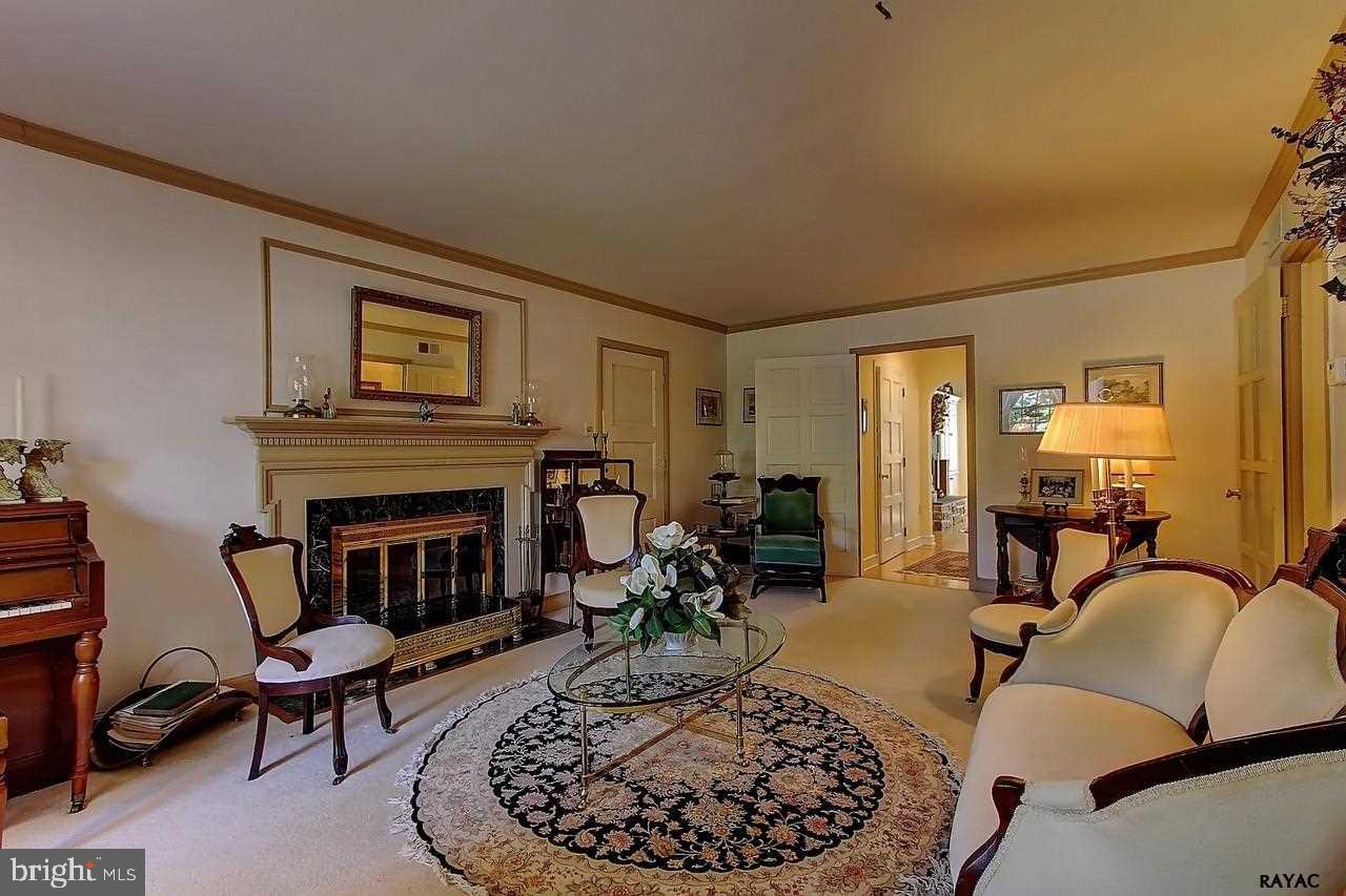162 Highland Road York, PA 17403 - Photo 2 of 36 Gallery Image 2