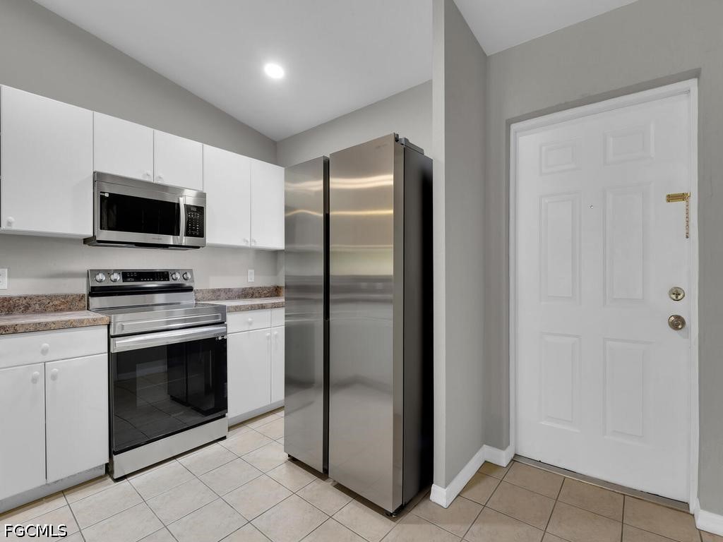 801 Meadow Road, Unit 801 Lehigh Acres, FL 33973 - Photo 7 of 24