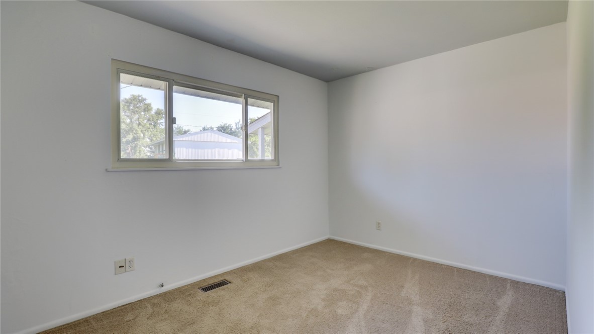 3124 East Robin Drive Decatur, IL 62526 - Photo 14 of 26