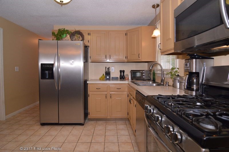 832 Durfee Hill Road Glocester, RI 02814 - Photo 8 of 30