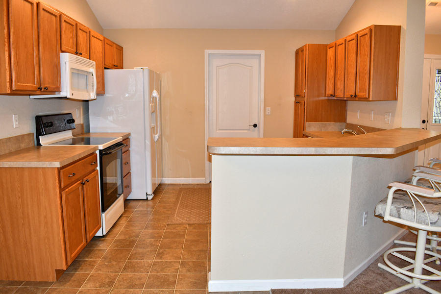 714 Wade Road Seymour, TN 37865 - Photo 13 of 34 kitchen2