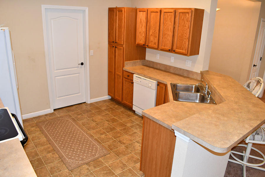 714 Wade Road Seymour, TN 37865 - Photo 15 of 34 kitchen6