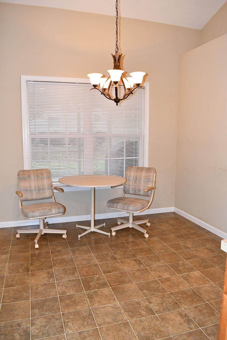 714 Wade Road Seymour, TN 37865 - Photo 18 of 34 dining area3