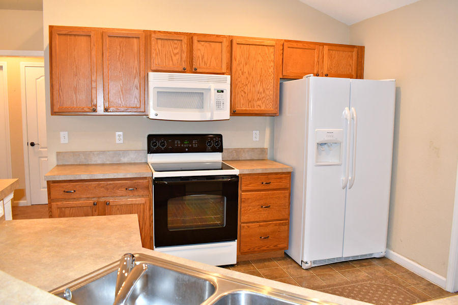 714 Wade Road Seymour, TN 37865 - Photo 19 of 34 kitchen9b