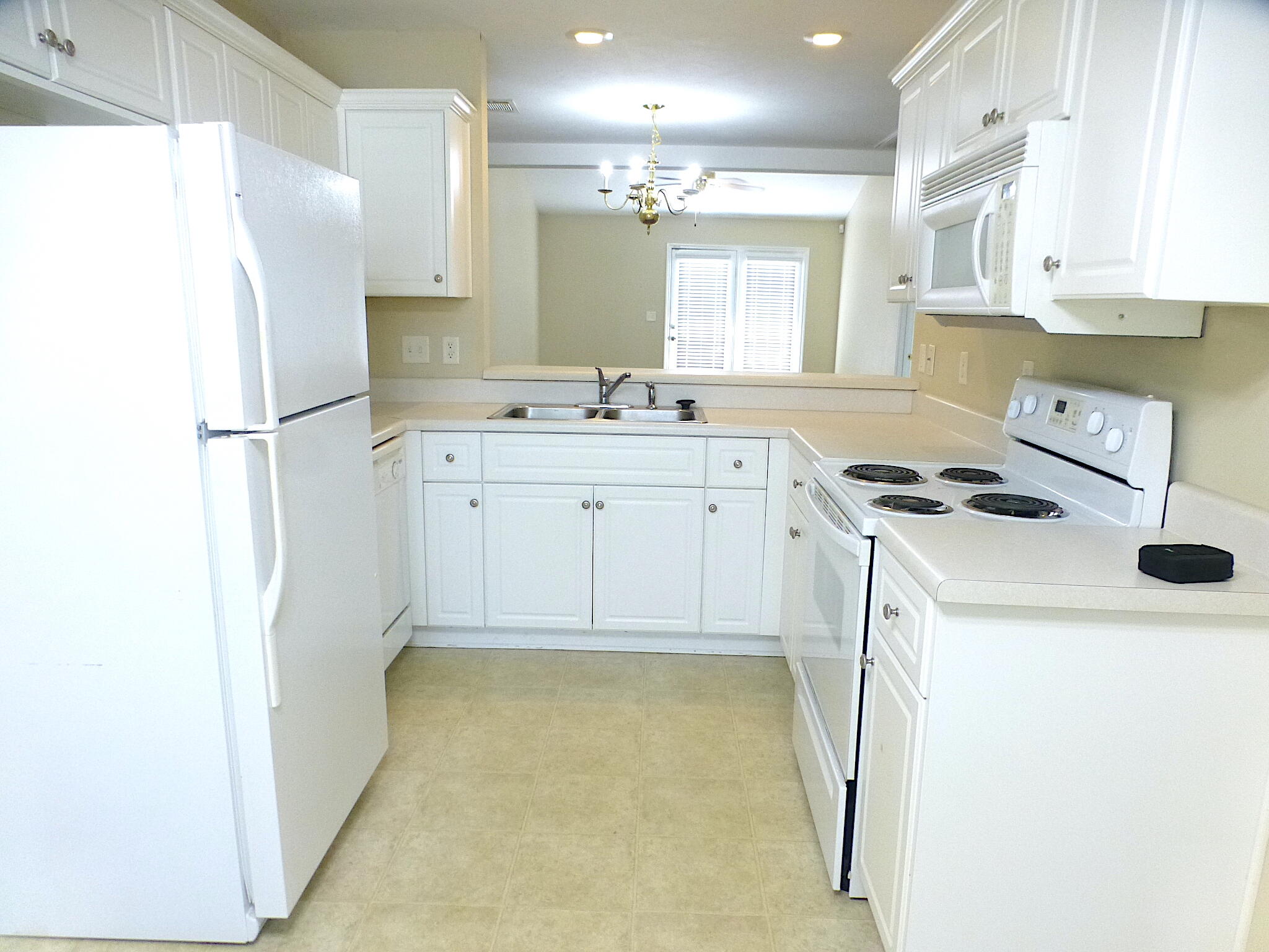 1629 Bradley Way Grovetown, GA 30813 - Photo 2 of 10 KITCHEN