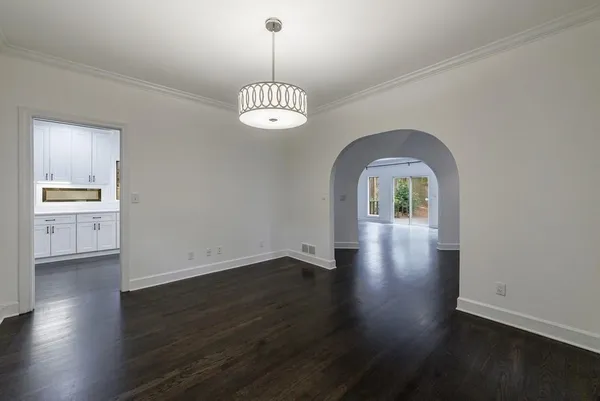 $3,250 | 3491 Roswell Road Northeast, Atlanta, GA 30305