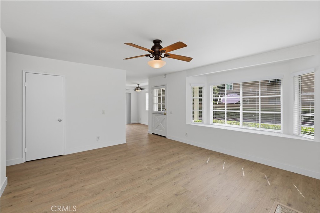 11 Fairside Irvine, CA 92614 - Photo 6 of 40