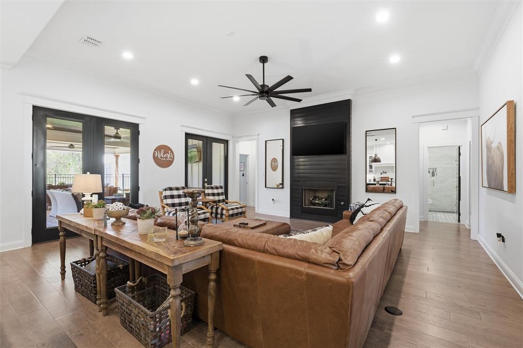 428 Warren Road Lorena, TX 76655 - Photo 3 of 24