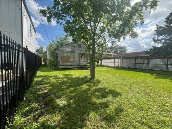 $175,000 | 1210 Lindale Street, Houston, TX 77022