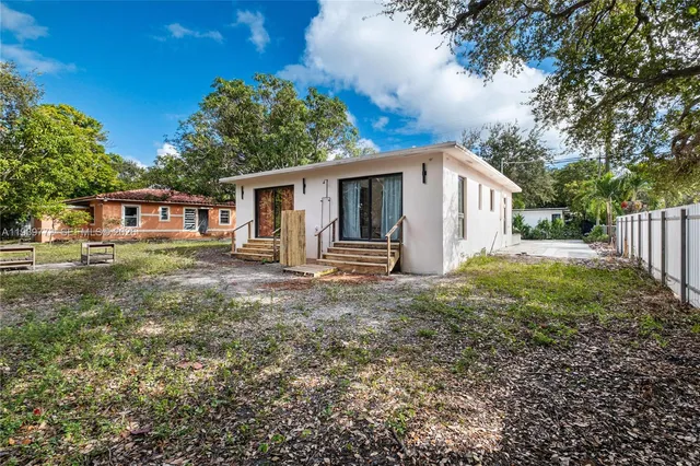 $1,095,000 | 5510 Northwest 1st Avenue, Miami, FL 33127