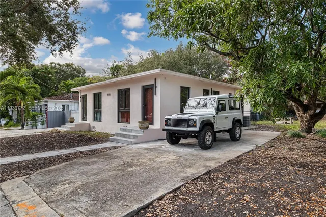 $1,095,000 | 5510 Northwest 1st Avenue, Miami, FL 33127