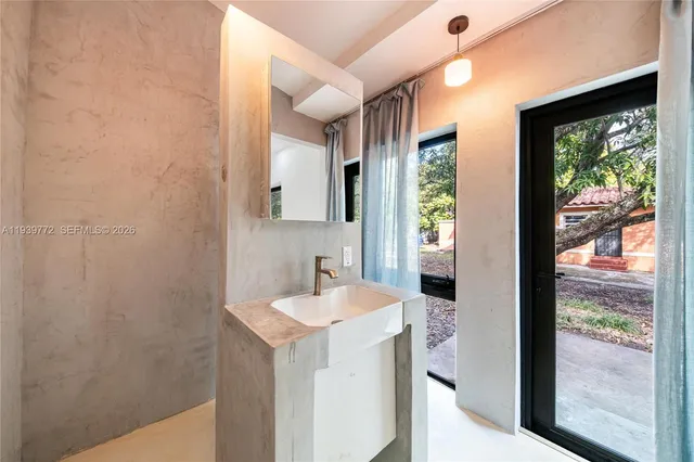 $1,095,000 | 5510 Northwest 1st Avenue, Miami, FL 33127