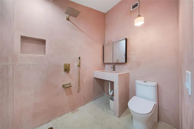 $1,095,000 | 5510 Northwest 1st Avenue, Miami, FL 33127