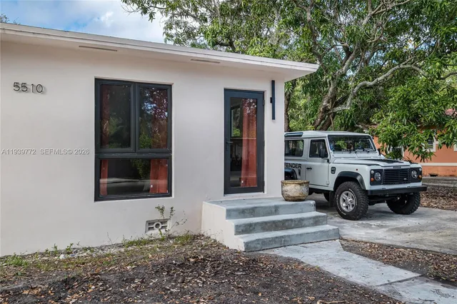 $1,095,000 | 5510 Northwest 1st Avenue, Miami, FL 33127