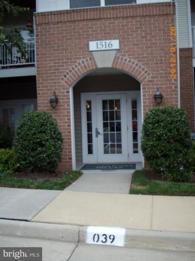 1516 North Point Drive, Unit 202 Reston, VA 20194 - Photo 3 of 15 Exterior (Front)