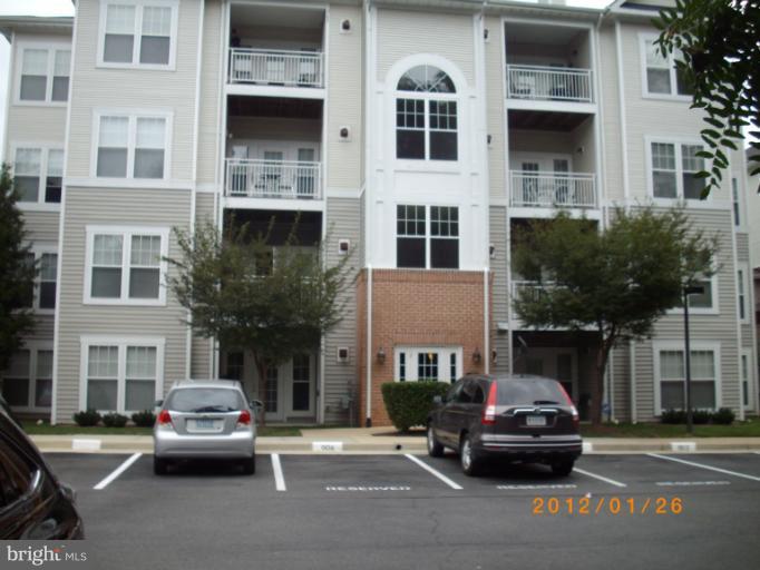 1516 North Point Drive, Unit 202 Reston, VA 20194 - Photo 6 of 15 Exterior (Front)