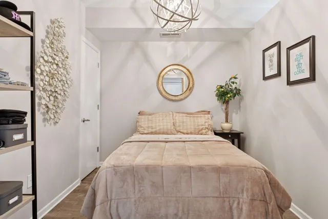 $2,400 | 640 Main Street North, Unit 42, Stillwater, MN 55082