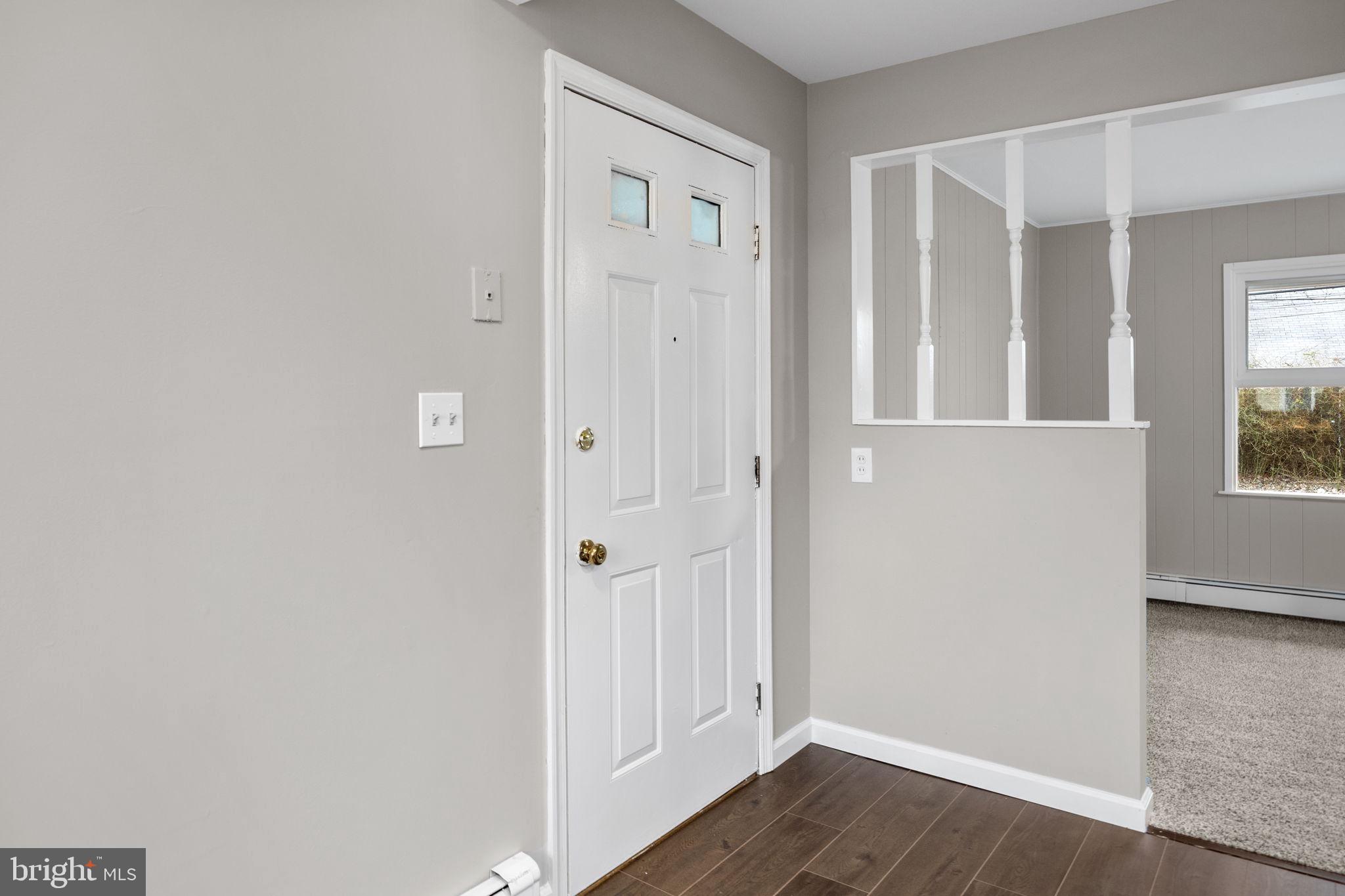 22 Inlet Road Levittown, PA 19057 - Photo 6 of 21 Side door