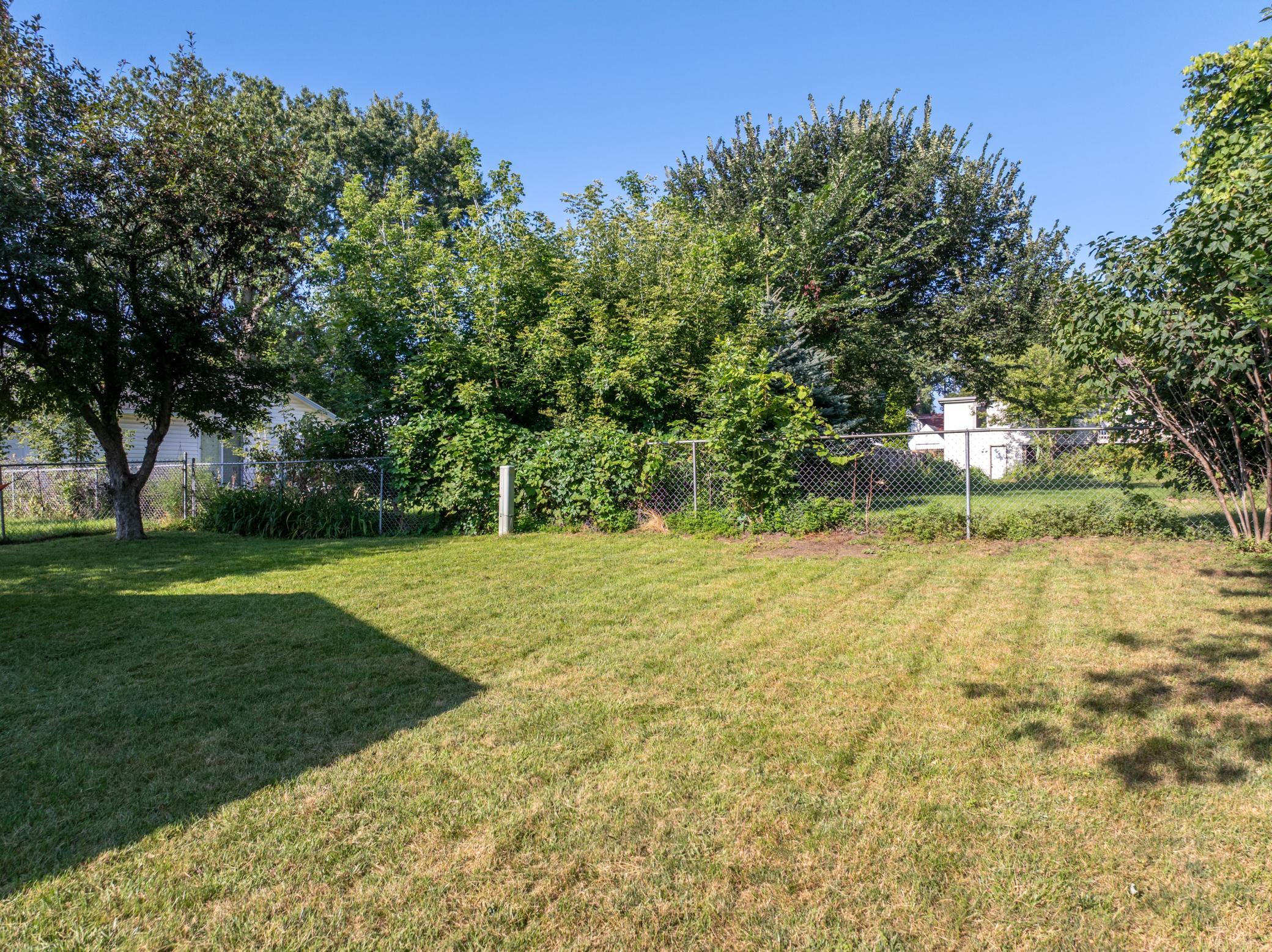 1409 7th Avenue Northwest Rochester, MN 55901 - Photo 7 of 41 Gallery Image 7