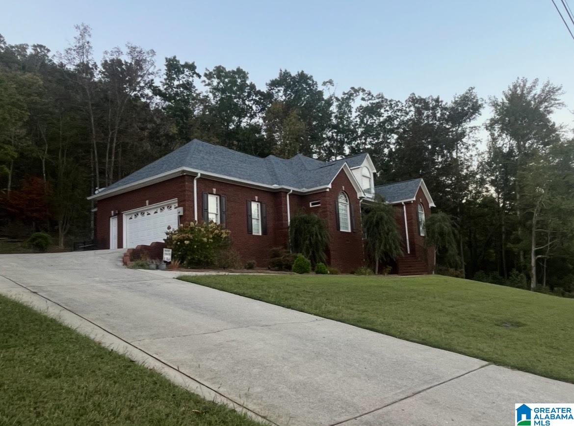 200 Quail Ridge Road Oneonta, AL 35121 - Photo 2 of 33