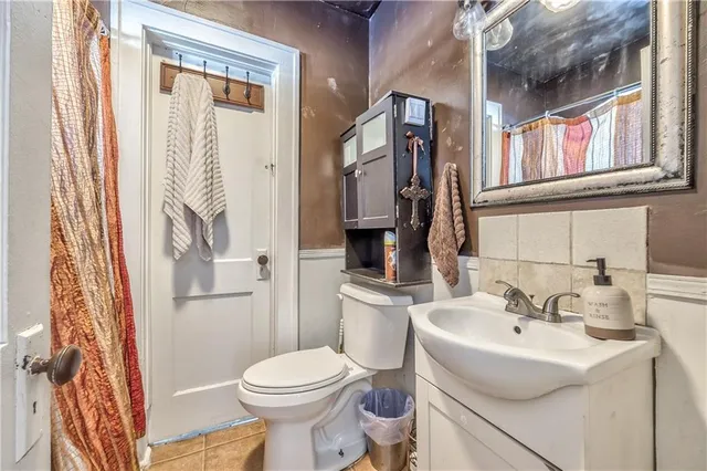 $165,000 | 485 Donnelly Avenue, Kansas City, MO 64125