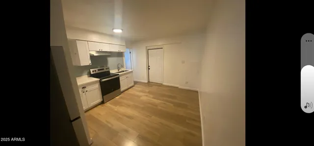 $1,000 | 8838 North 2nd Way, Phoenix, AZ 85020