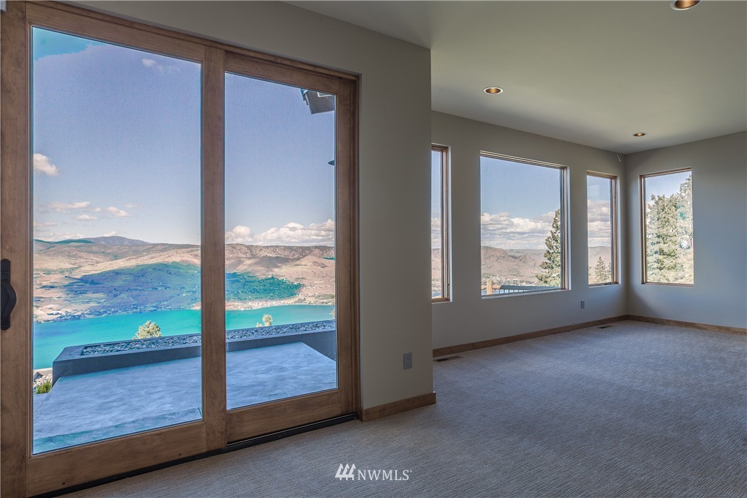 266 Hawks Ridge Road Chelan, WA 98816 - Photo 14 of 24 Gallery Image 14