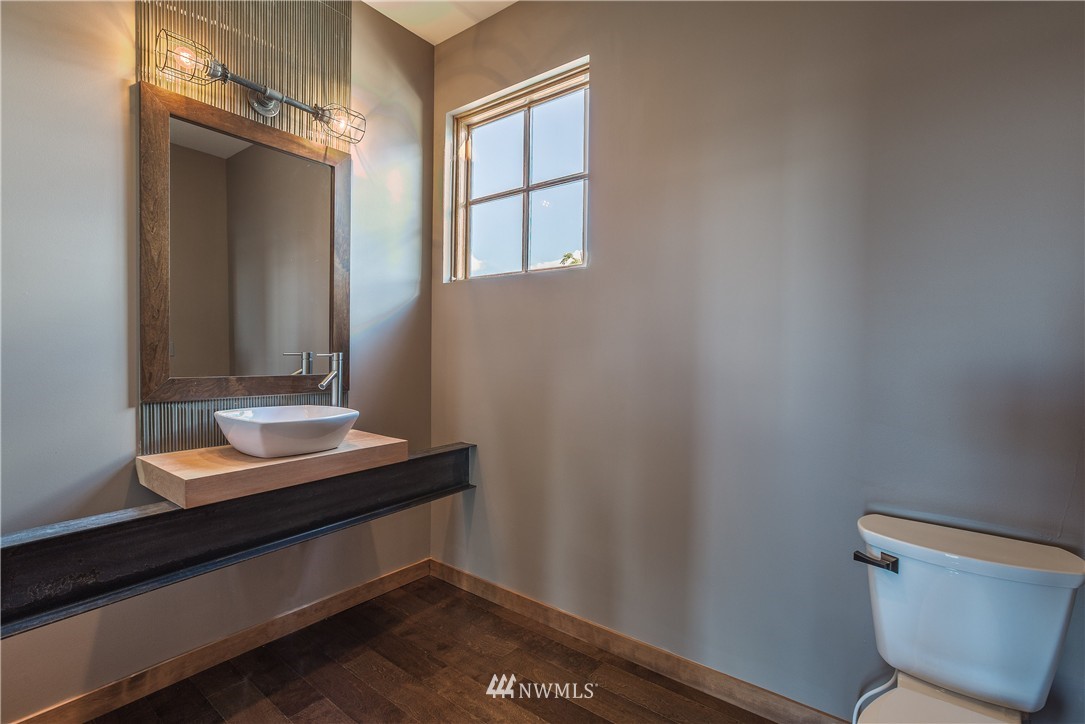 266 Hawks Ridge Road Chelan, WA 98816 - Photo 16 of 24 Gallery Image 16